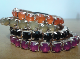 Pulseiras com strass